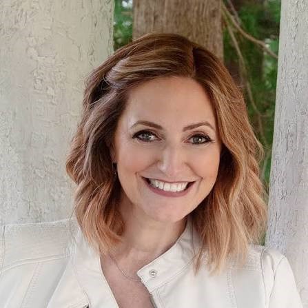 Lisa Williams Psychic Medium