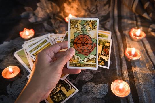 What Are Tarot Card Readings